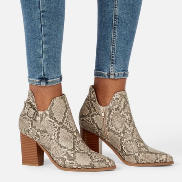 Snake Skin design Booties - Picture 3 of 3